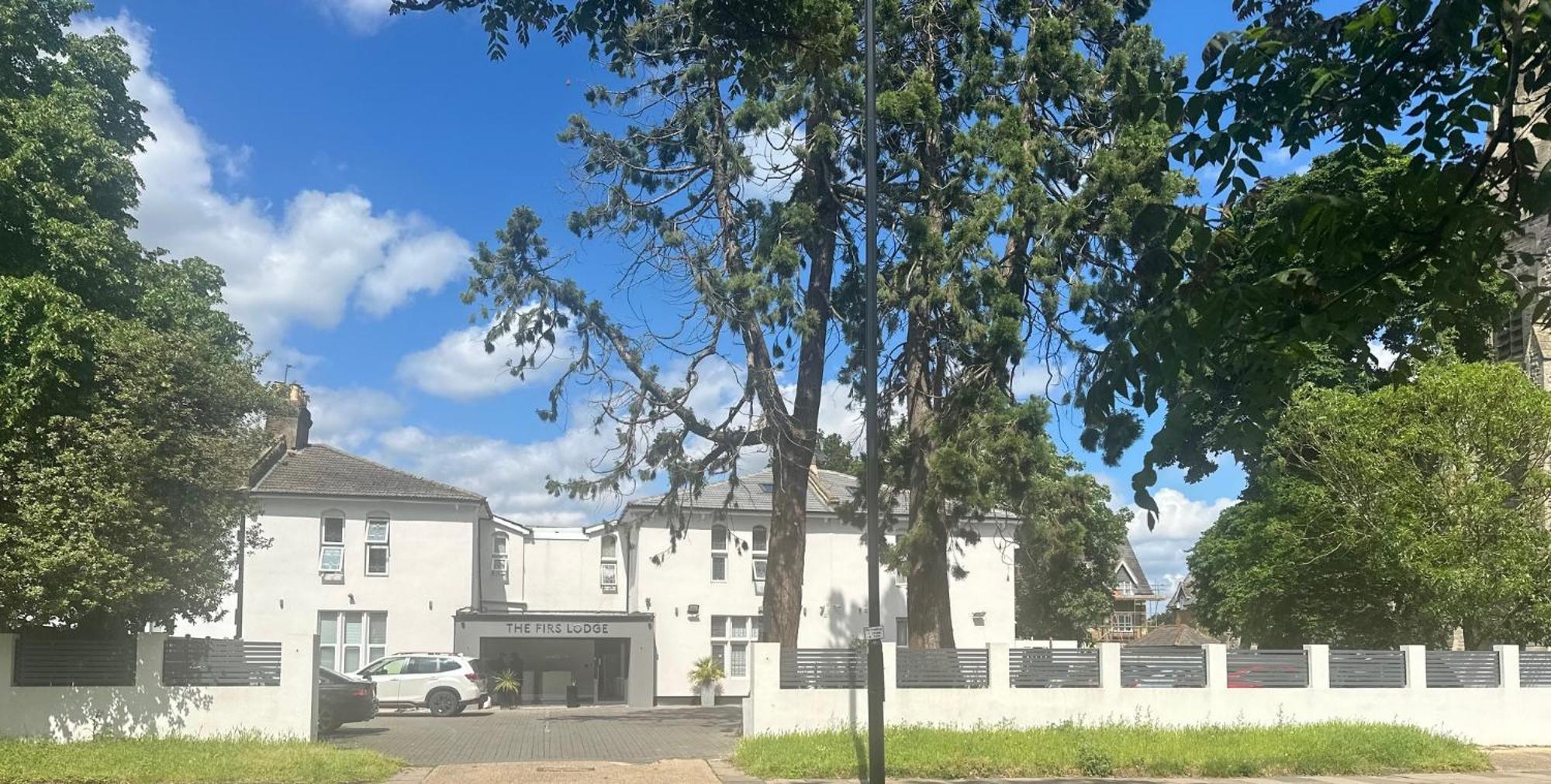 Oyo Firs Lodge London Heathrow Hounslow Kültér fotó