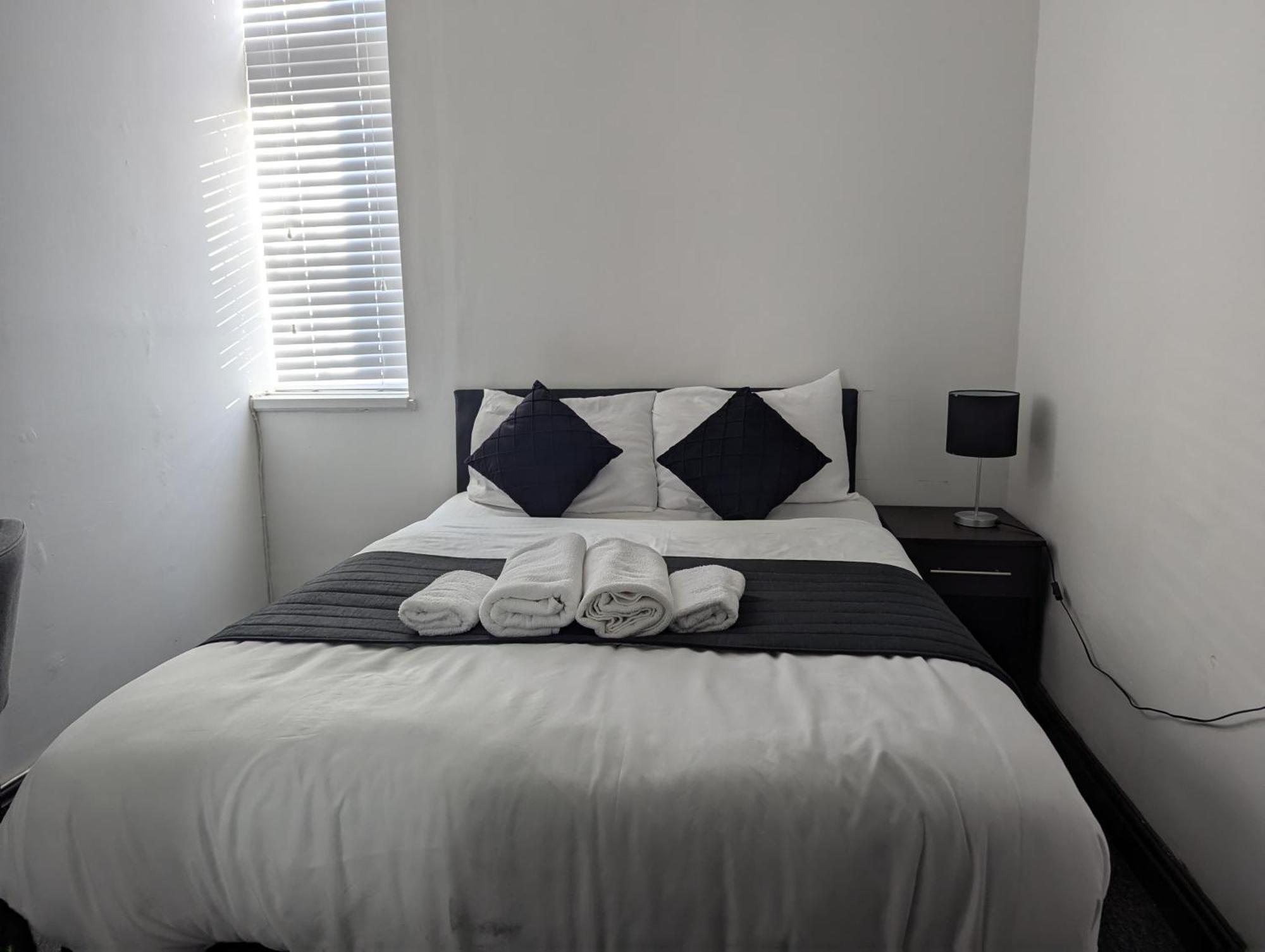 Oyo Firs Lodge London Heathrow Hounslow Kültér fotó