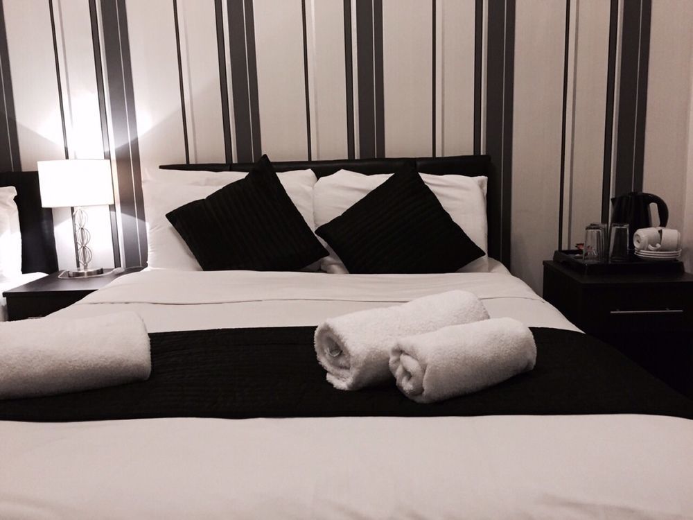 Oyo Firs Lodge London Heathrow Hounslow Kültér fotó